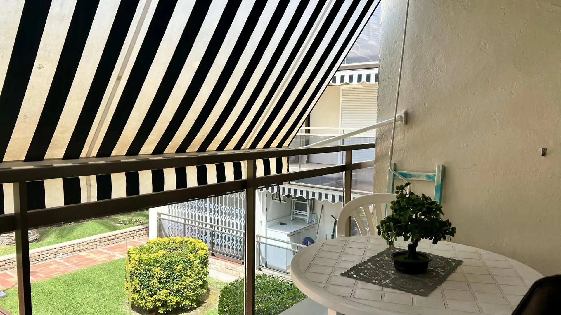Acogedor Piso Cerca De La Playa Apartman Salou