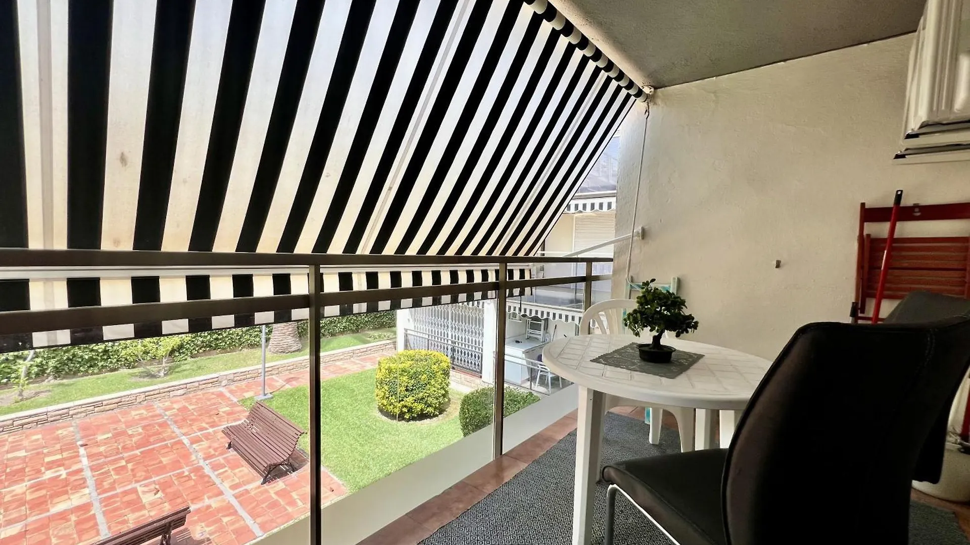 Acogedor Piso Cerca De La Playa Apartman Salou